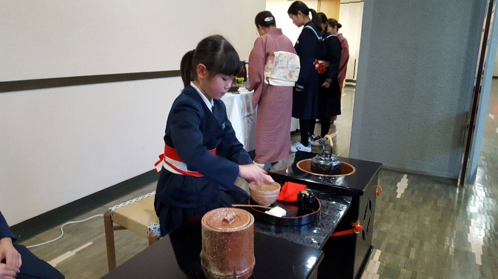 裏千家の子供茶会